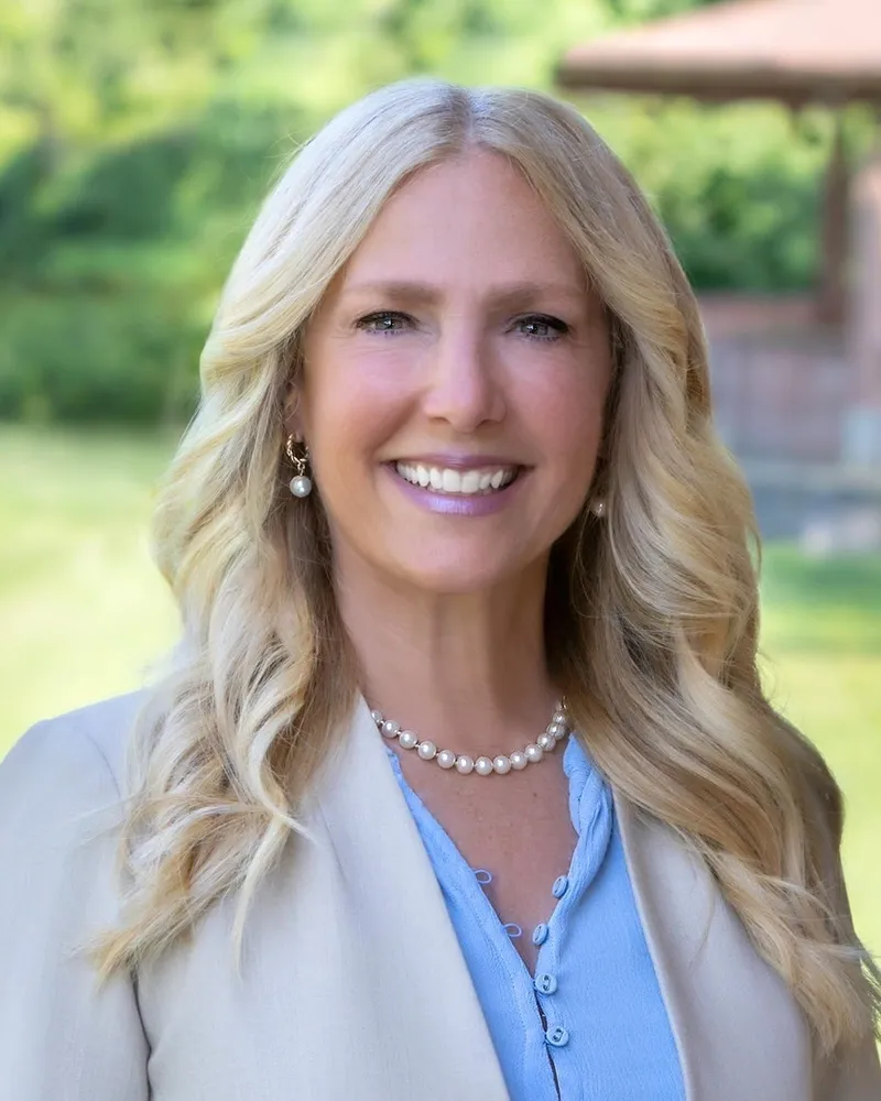 Christine Giordano Hanlon